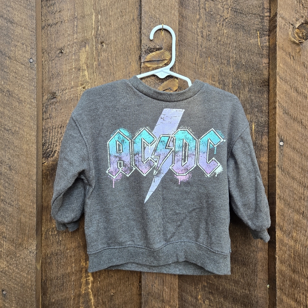 AC⚡️DC Sweater